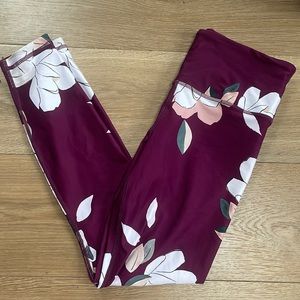 Athleta leggings, full length size small. Floral